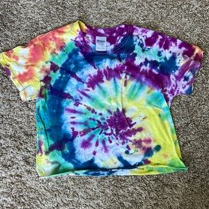 Cropped tie dye shirt